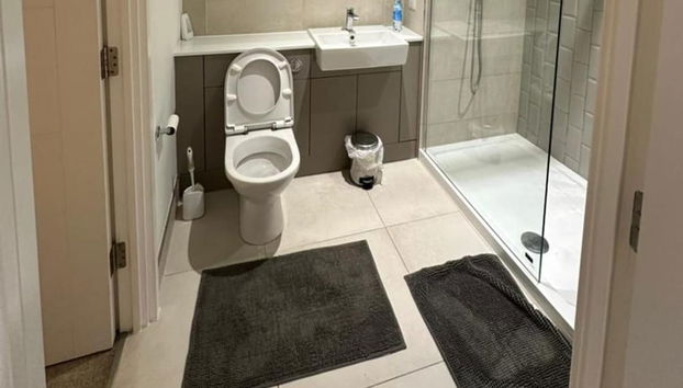 London - Apartment - Sleeps 2 - Garden - Pool - Foto 5, Badezimmer