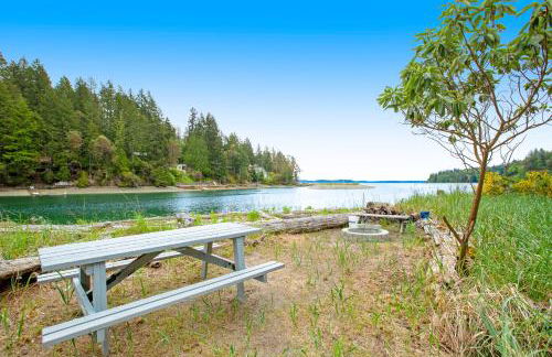 The Glen Cove Sand Spit & Guest Cottage - Foto 35