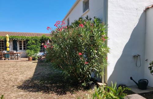 Maison de charme, Grand jardin, 3km plages, WiFi - Foto 13