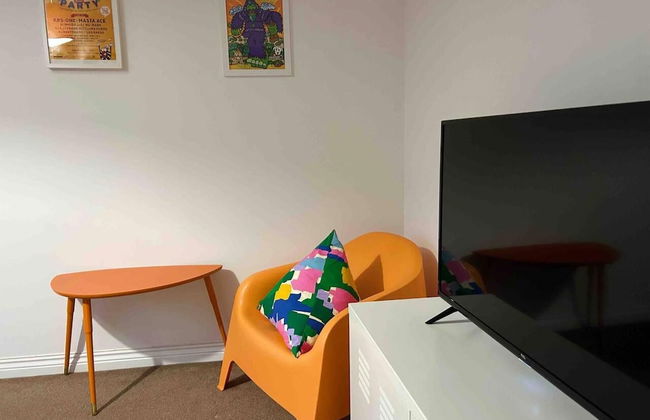 East London Apartment Near Station & Free Parking - Photo 14