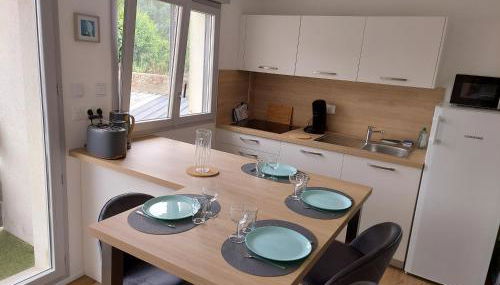 Traezh - appart-sympa - T3 en plein centre de Plœmeur - Foto 4, stove, toaster