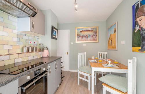 4 Bed in Overstrand oc-1780 - Photo 3