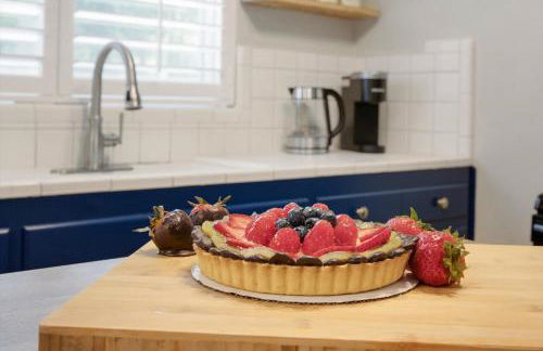 The Canopy on 10th - Game Room , Pets , Pergola - Photo 13