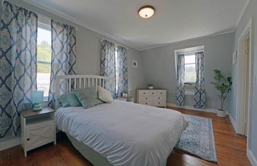 Beautiful Modern Beach House! - Photo 23