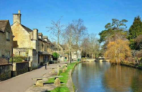 Cotswold apartment with private parking! - Foto 32