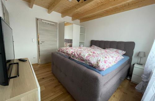 Helles ruhiges Appartement im Grünen - Foto 8