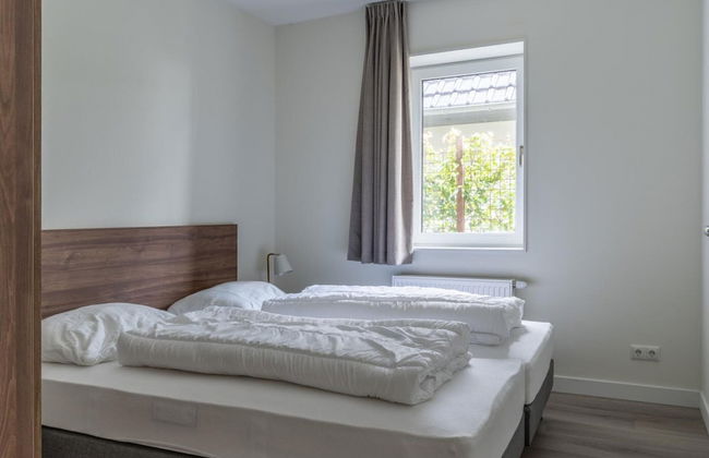 Holiday Home in Sneek With Waterfront Jetty - Foto 4