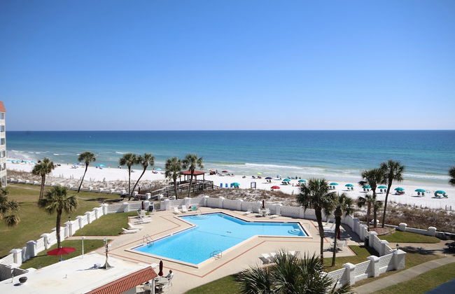 454 El Matador 1 Bedroom Condo by RedAwning - Photo 16