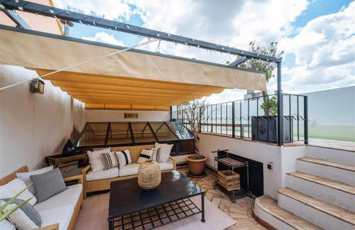 CASA PALACIO SXVIII CON PISCINA en centro histórico de SEVILLA - Photo 11