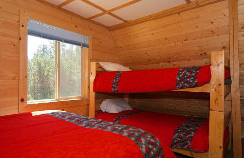 Grey Wolf Retreat by KABINO Sleeps 20 Commercial Kitchen Fire Pit WiFi Bunk Beds - Foto 40