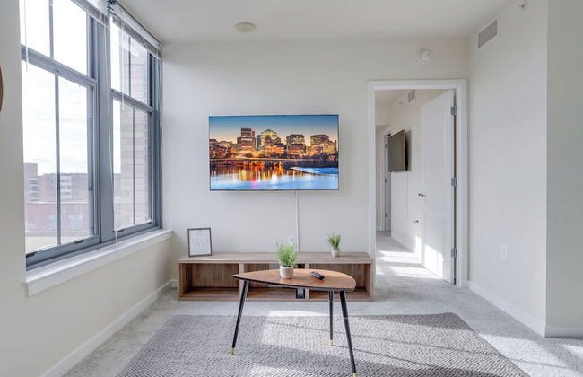 Walkable Alexandria Apts - Photo 75