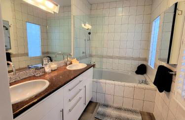 3 bedroom top story apartment near Pico blvd - Foto 23