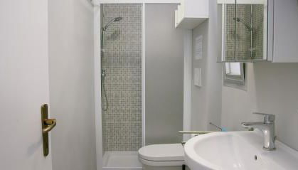 Brama Village - Photo 2, Shower