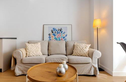 WintowinRentals Modern Apartment with Private Indoor Patio in Málaga - Foto 17