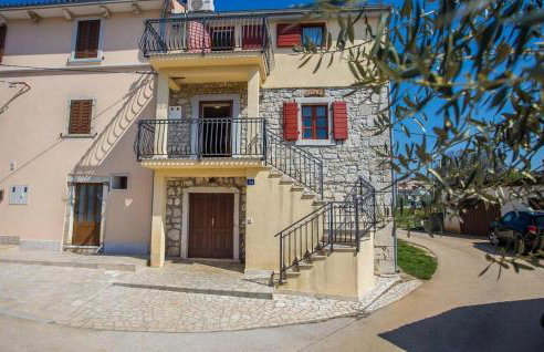 Lovely Apartment In Porec With Wifi - Foto 1