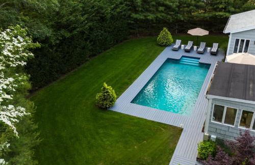 Amazing Southampton Home with Private Heated Pool - Foto 5