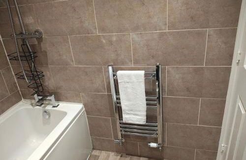 Manchester City Deluxe 4-Bed near Etihad Stadium & C0-0P Arena, Sleeps 9 - Foto 30