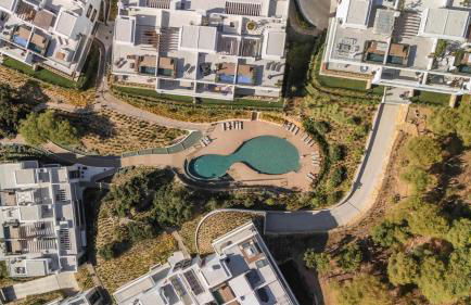 Casa Sol Luxury Rooftop Penthouse Gym Spa Pools - Photo 18