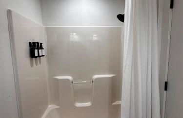 Ankenys Best Hot tub Theatre Room Game Room - Foto 77