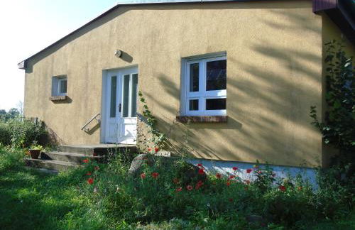 Futterhaus neben der Wasserburg Liepen - Foto 2