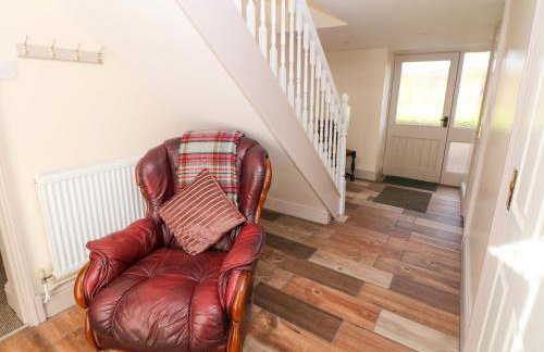 Ford Coach House Cottage - Photo 3