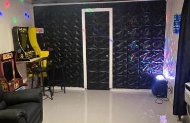 Miramar near Hard Rock stadium - Photo 10