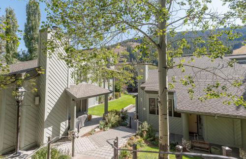 Greyhawk Condo 09 - Photo 33