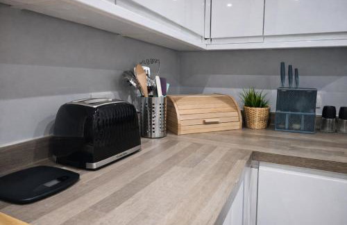 2 Bed Flat - Contractor - Central MK - Parking - Sleeps5 - Foto 19