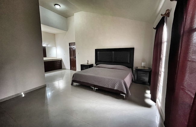 Room in Guest Room - 14 Comfortable Suite for 2 People - Photo 15