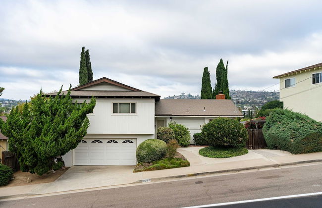 Spacious and Bright 5-bedroom Oasis Pool and Yard - Foto 32