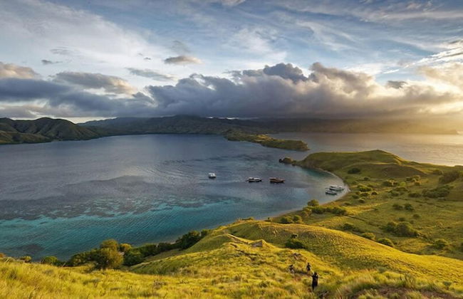 Komodo Pirate Boat - Phinisi Liveaboard - Foto 76