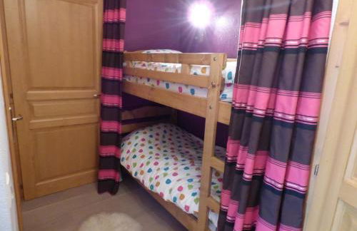 Charmant T2 + coin montagne, idéal familles, proche pistes et commerces - Garage, balcon, 6 pers. - FR-1-458-142 - Foto 5