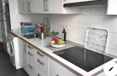 Piso céntrico, bonito, acogedor y luminoso - Foto 2