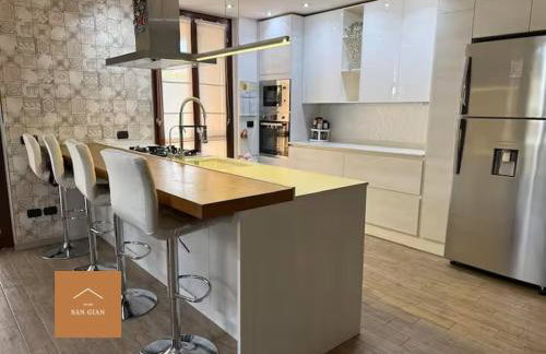 Large apartment with private garden - Foto 15