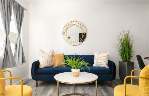 Luxury 2BR Apartment Great Area with Parking - Foto 2