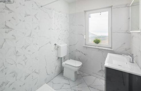 Nice Home In Buzet With Sauna - Photo 47