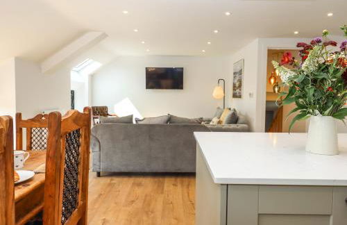 Bumblebee Cottage - Photo 11