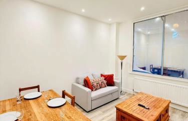 Cozystays Refurbed Modern Apartment Private Garden Free Parking - Foto 7