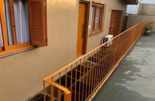 Casa perto do centro vale dos vinhedos, caminhos de pedra - Foto 23