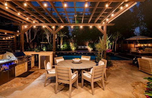 Sherman Oaks Home w Pool, Spa and Outdoor Kitchen - Foto 56