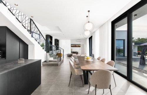 Villa Nura for 8 persons near Poreč with 36 m2 heated pool, with sauna & sea view - Foto 7