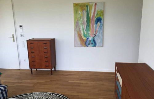 2 Bedroom Mauerpark-Apartment, Berlin Mitte View calendar - Foto 43