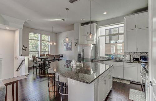 Elegant 3 BED Home Walk To Riverwalk/Pearl/St Mary - Foto 1