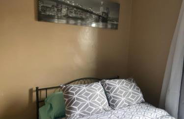 Casa ubicada 6 minutos del centro 6 minutes to Downtow No permited partys or smoking - Foto 8