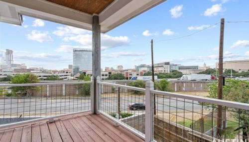 Enjoy DT Newly Renovated & Patio and Free Swim Club by Austin Vacay - Foto 5