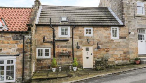 Willow Nook - Photo 1