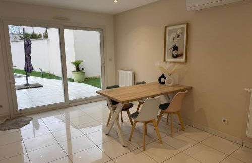 Maison moderne 5 personnes, proche Lyon - Foto 5