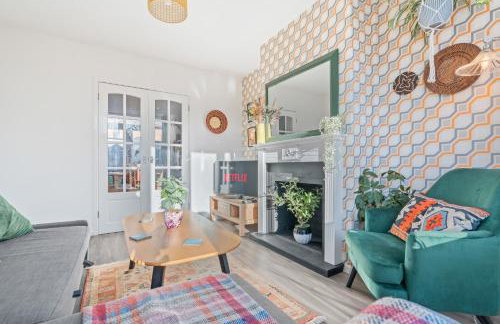 #82 Stylish Shirley Home - Sleeps 8 - NEC Solihull BHX - " Perfect for Contractors and Families - Free Parking" - Foto 47