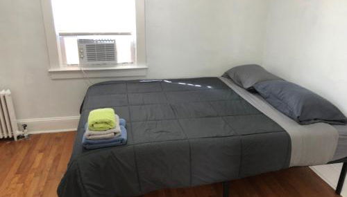 Private 2 bedroom and 1 bathroom house in a quiet area and convenient to NYC bus and train, MetLife Stadium FIFA World Cup 35 minutes away - Foto 5