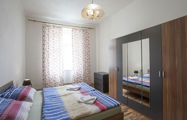 Downtown Apartments Prague - Photo 9